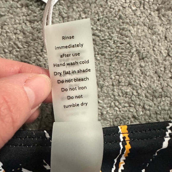 Andie Swim The Tropez Bottom in Black Orange Firework Size XL Sustainable Swim - Picture 5 of 8